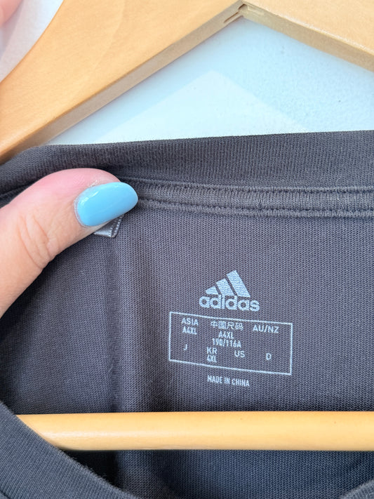 Adidas Size XL T-Shirt