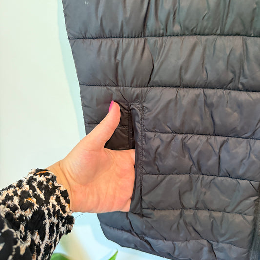 North Bend Black Polyester Puffer Vest - 49cm Underarm to Underarm