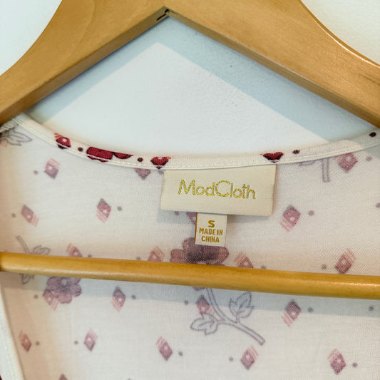 ModCloth Size S Sleeveless Wrap Tank Top