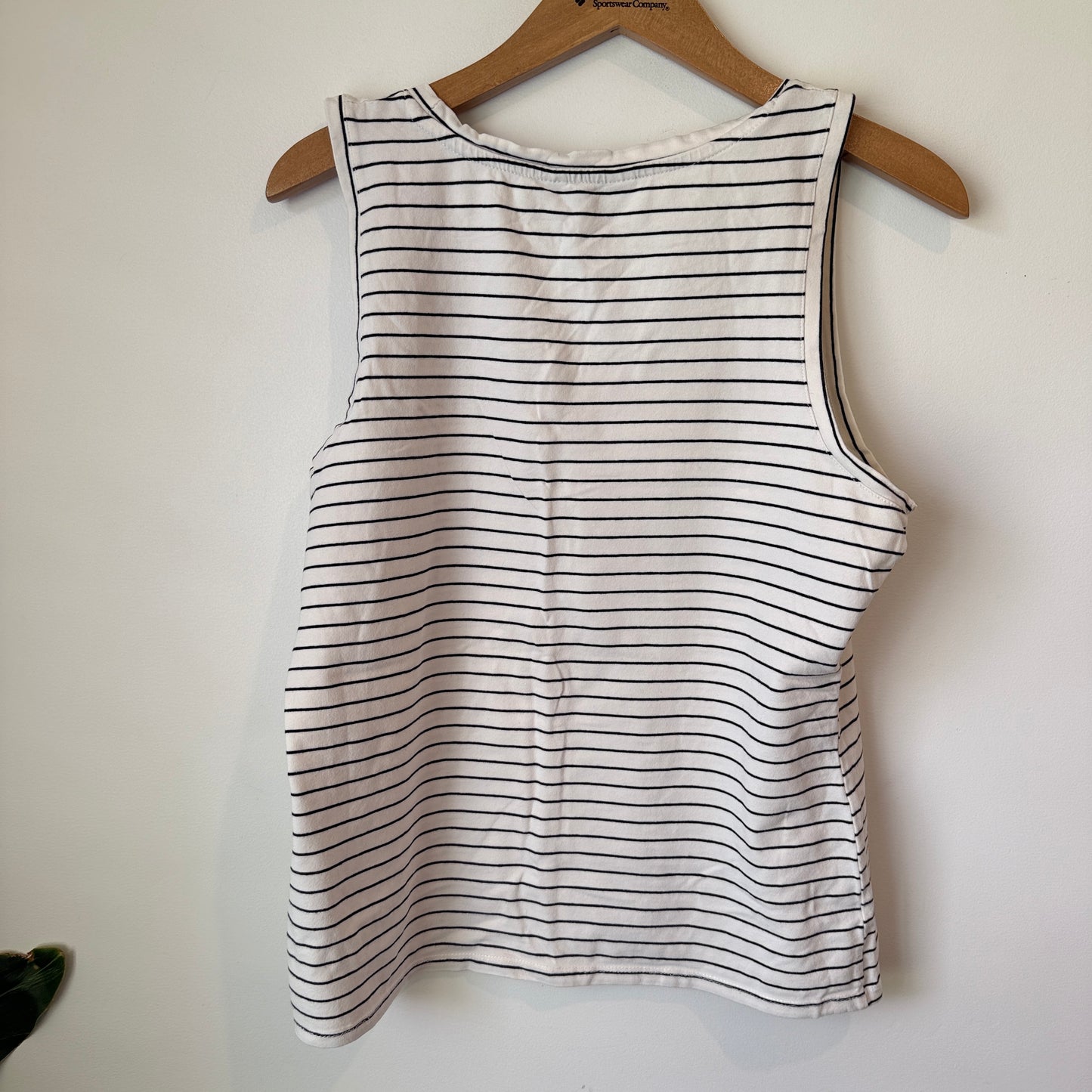 Capture Size 16 Striped Tank Top