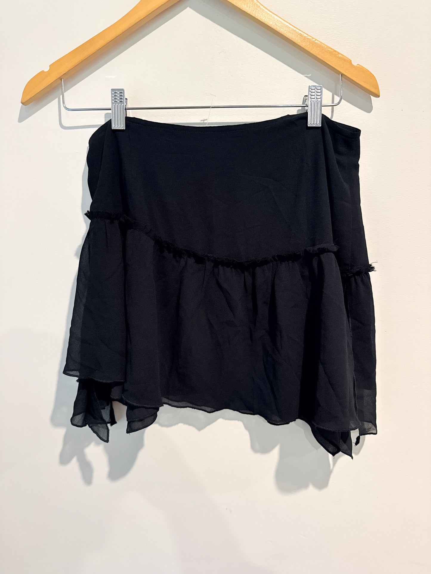 GLASSONS Black Ruffle Mini Skirt Size 10