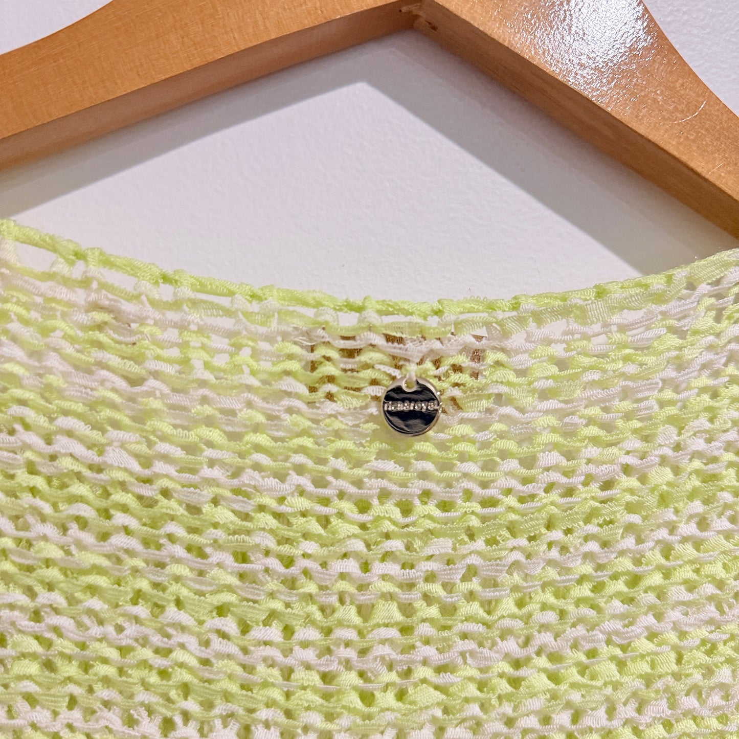 Rich & Royal Size Medium Green Cotton Sleeveless Knit Sweater Top