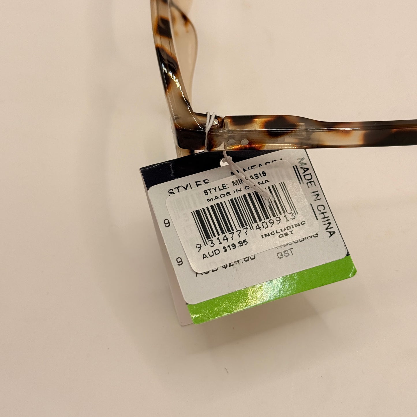 Insight Optics Reading Glasses +1.50 in Light Tortoiseshell Frame