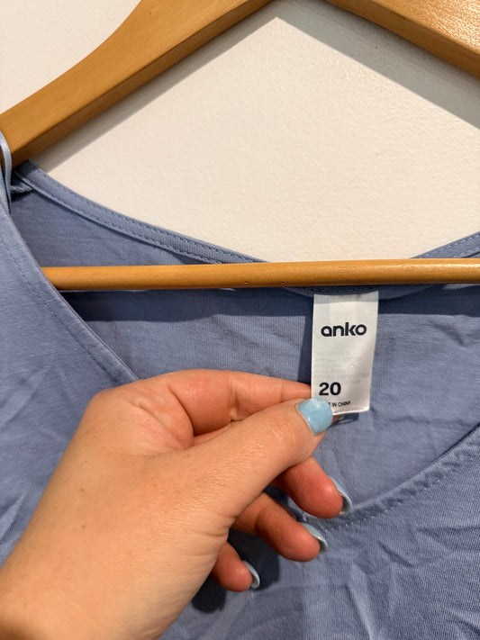 anko Size 20 V-Neck Tee