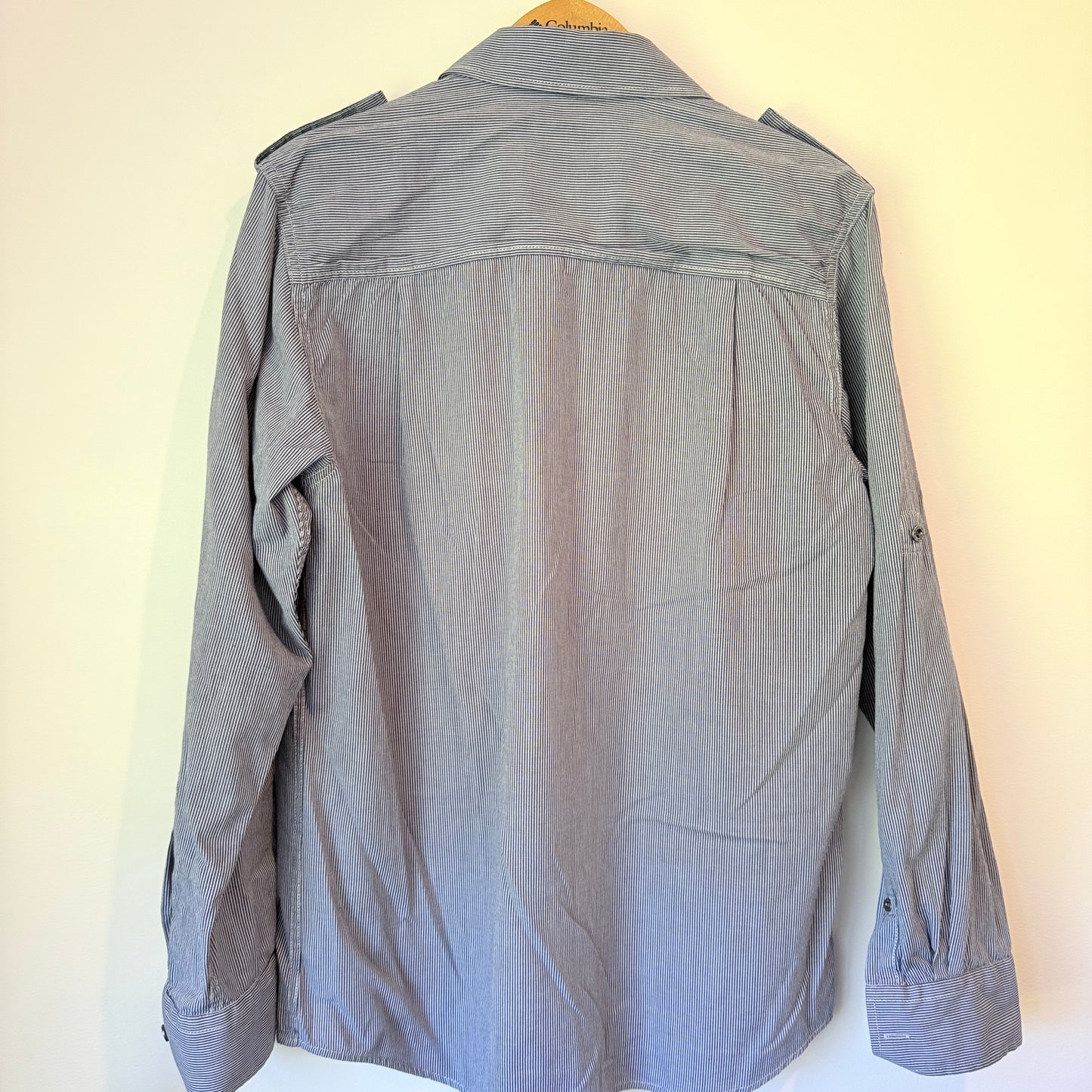 North South Clothing Size S Men’s Button-Down Shirt