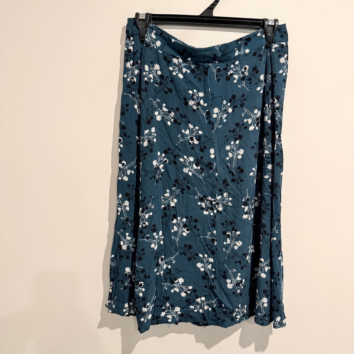 Cotton On Size M/M Floral Midi Skirt