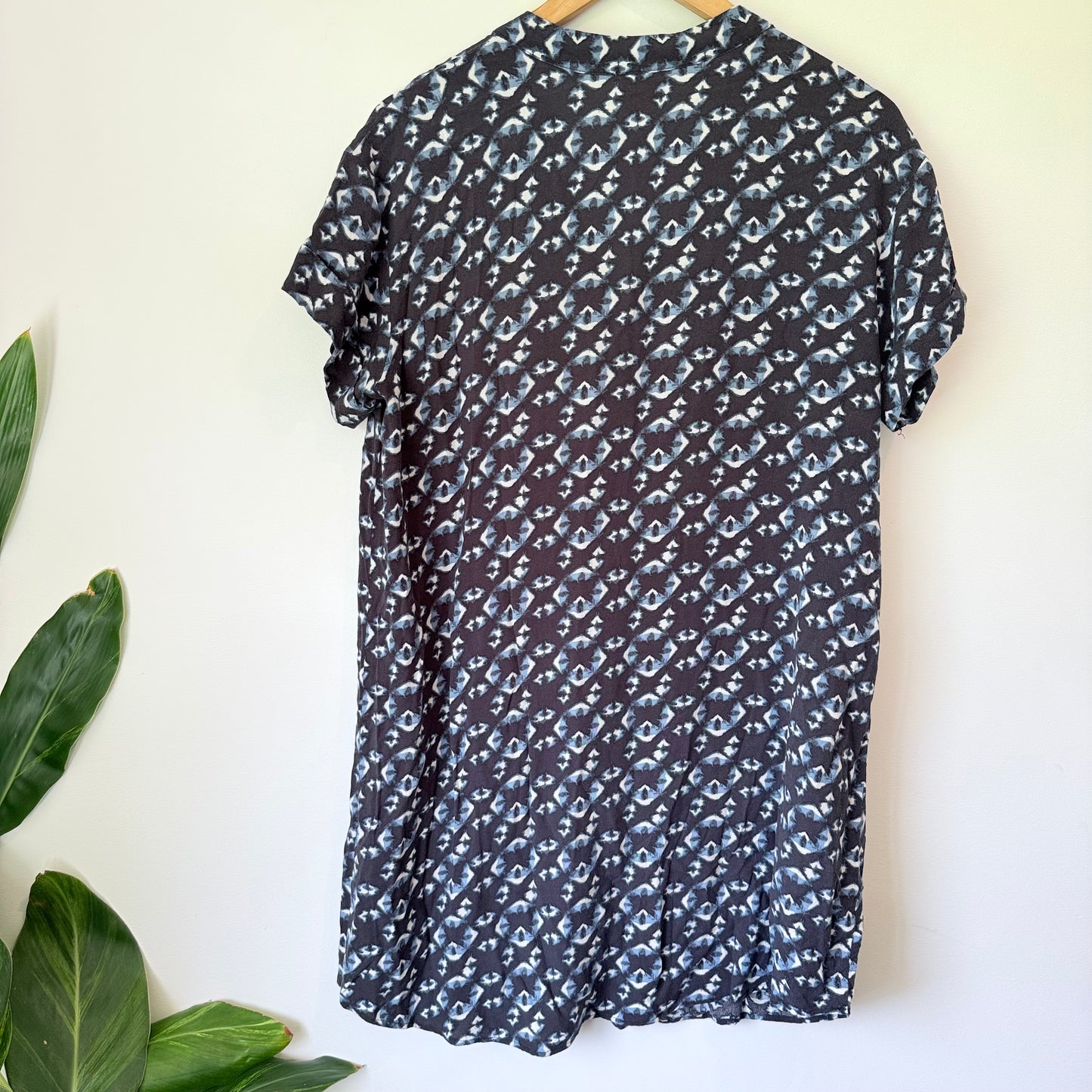 H&M Size S 100% Viscose Dress