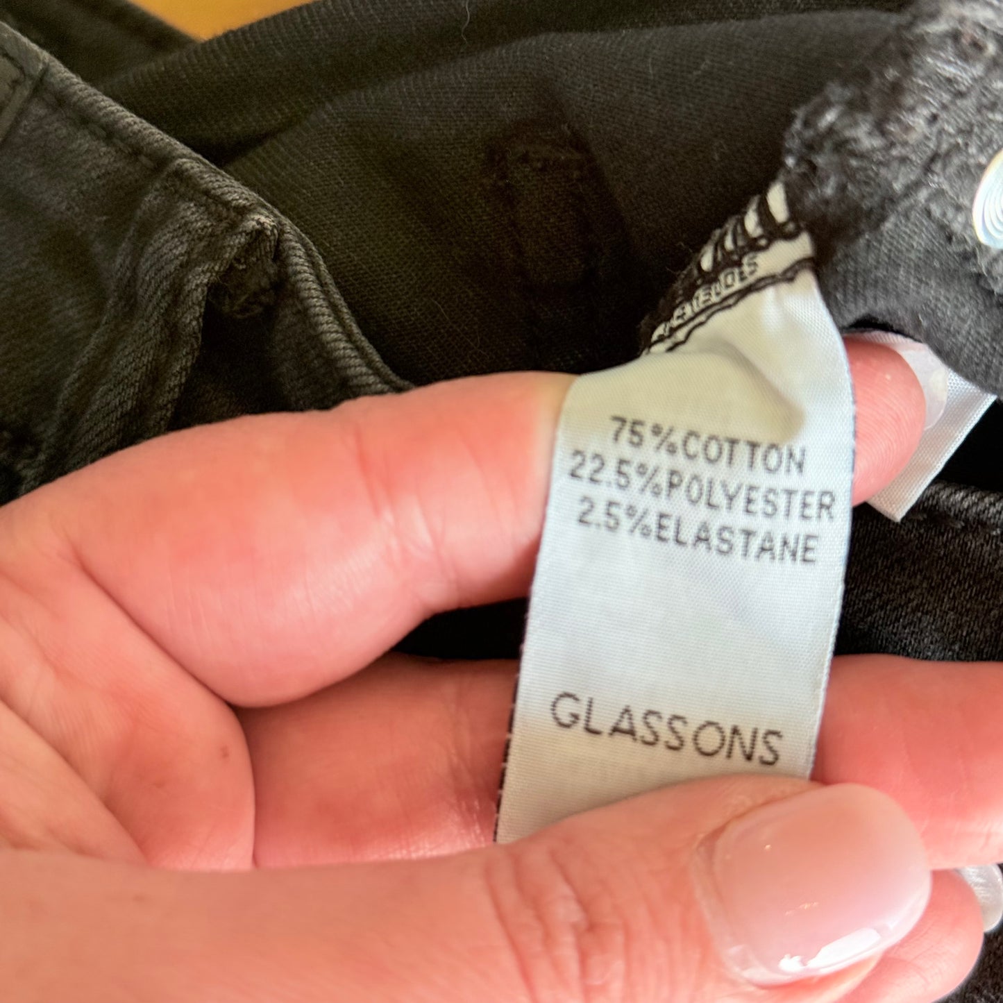 Glasson Size 10 Black Skinny Leg Distressed Jeans