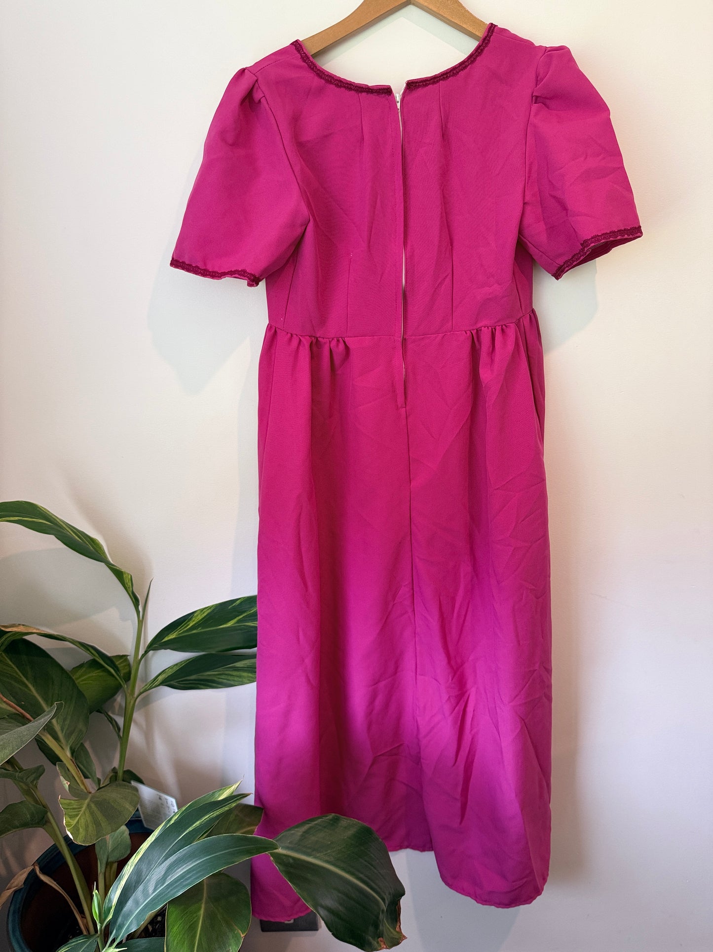 Homemade U/Arm to U/Arm 41cm Waist 76cm Fuchsia Midi Dress