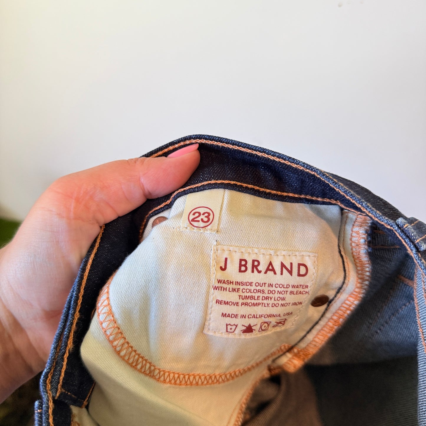 J Brand 912 Pencil Leg Low-Rise Jeans in Ink