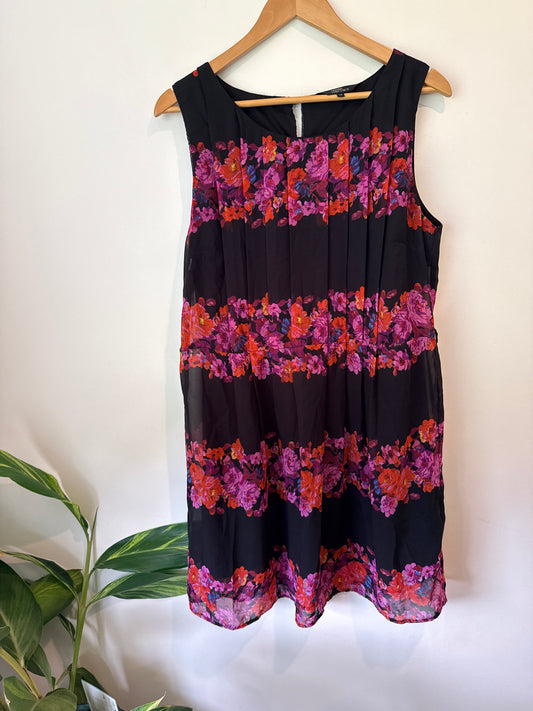 Urban Precinct Size 14 Floral Dress