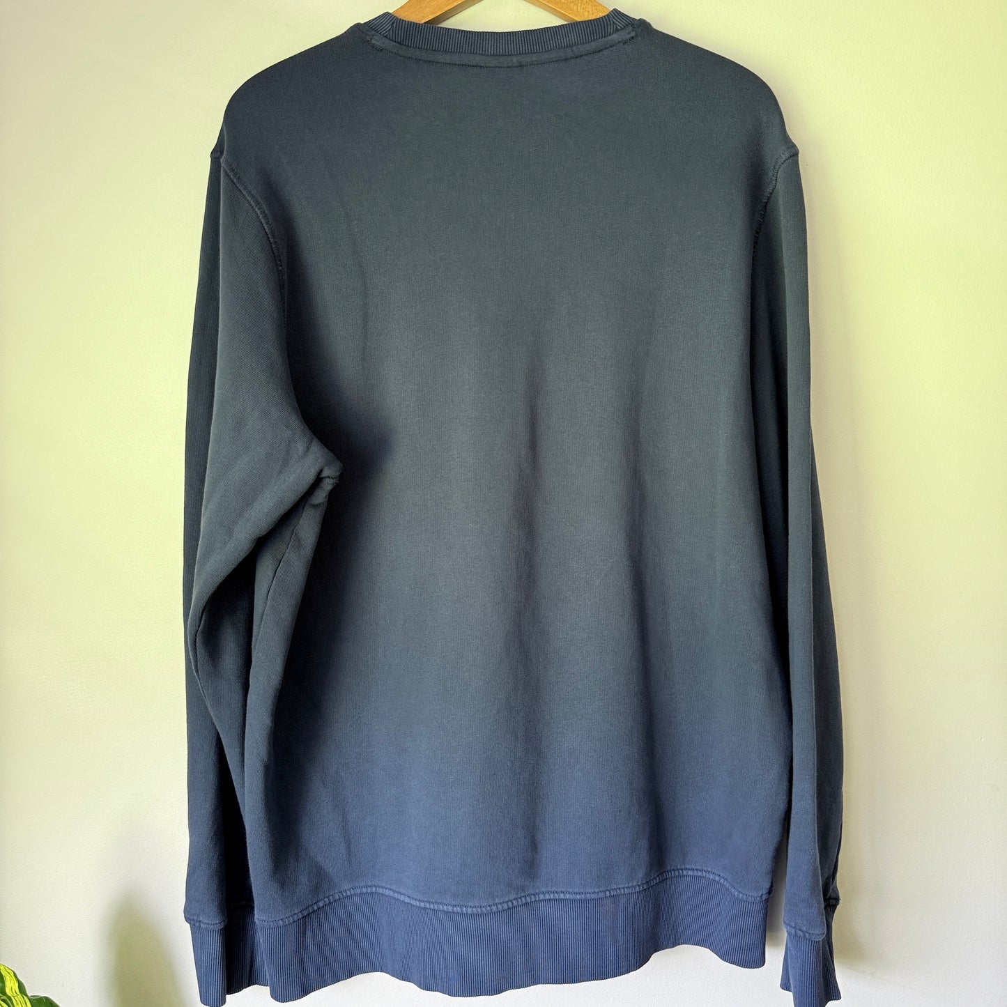 Macpac Size L Organic Textile Crew Neck Sweatshirt