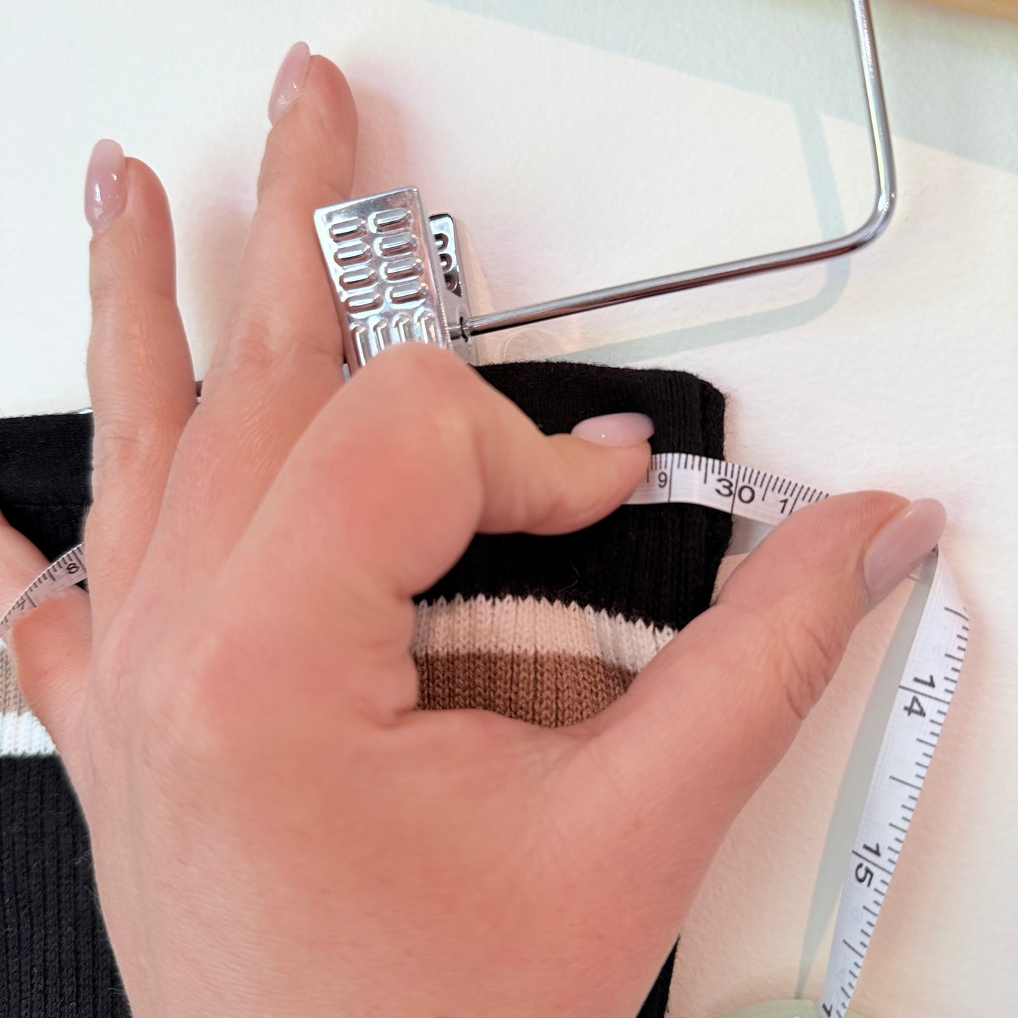 Ribbed Knit Strapless Top (30cm U/Arm)