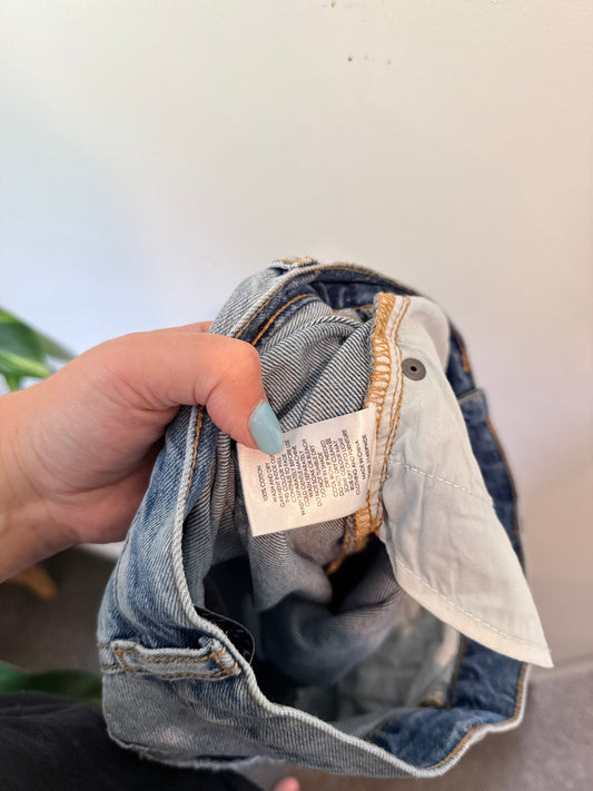 Decjuba Size S Light-Wash Denim Jeans