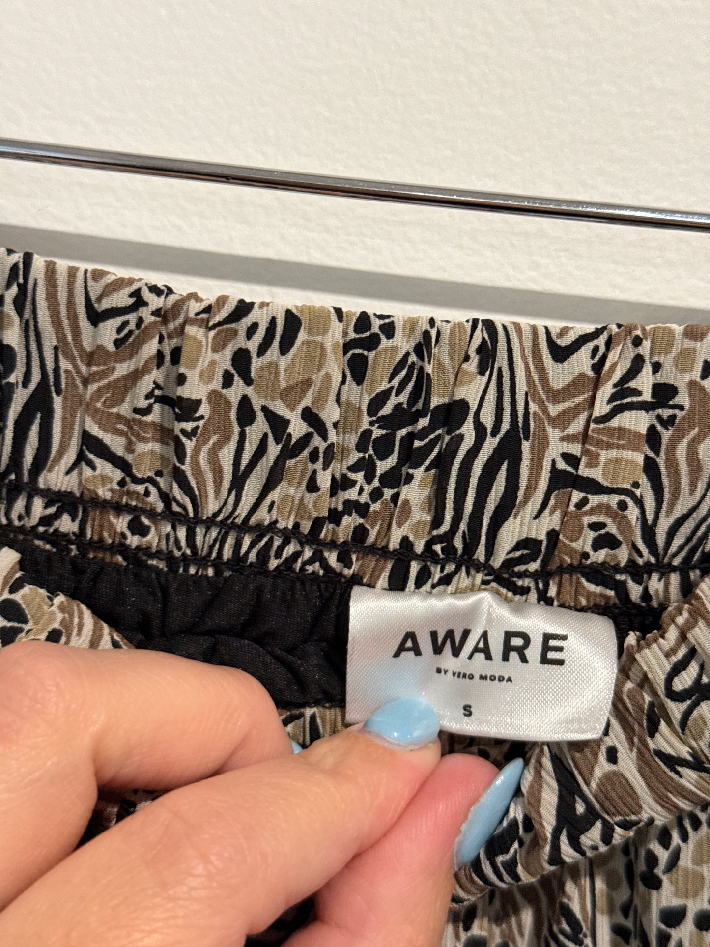 Aware Size S Midi Skirt