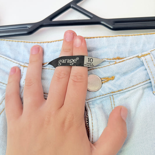 Garage Size 10 Light Wash Cuffed Denim Shorts