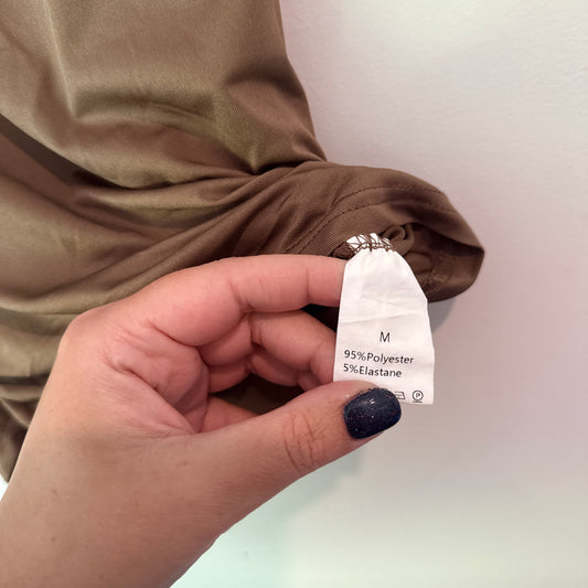 Brand Unknown Size M Cropped Tank Top