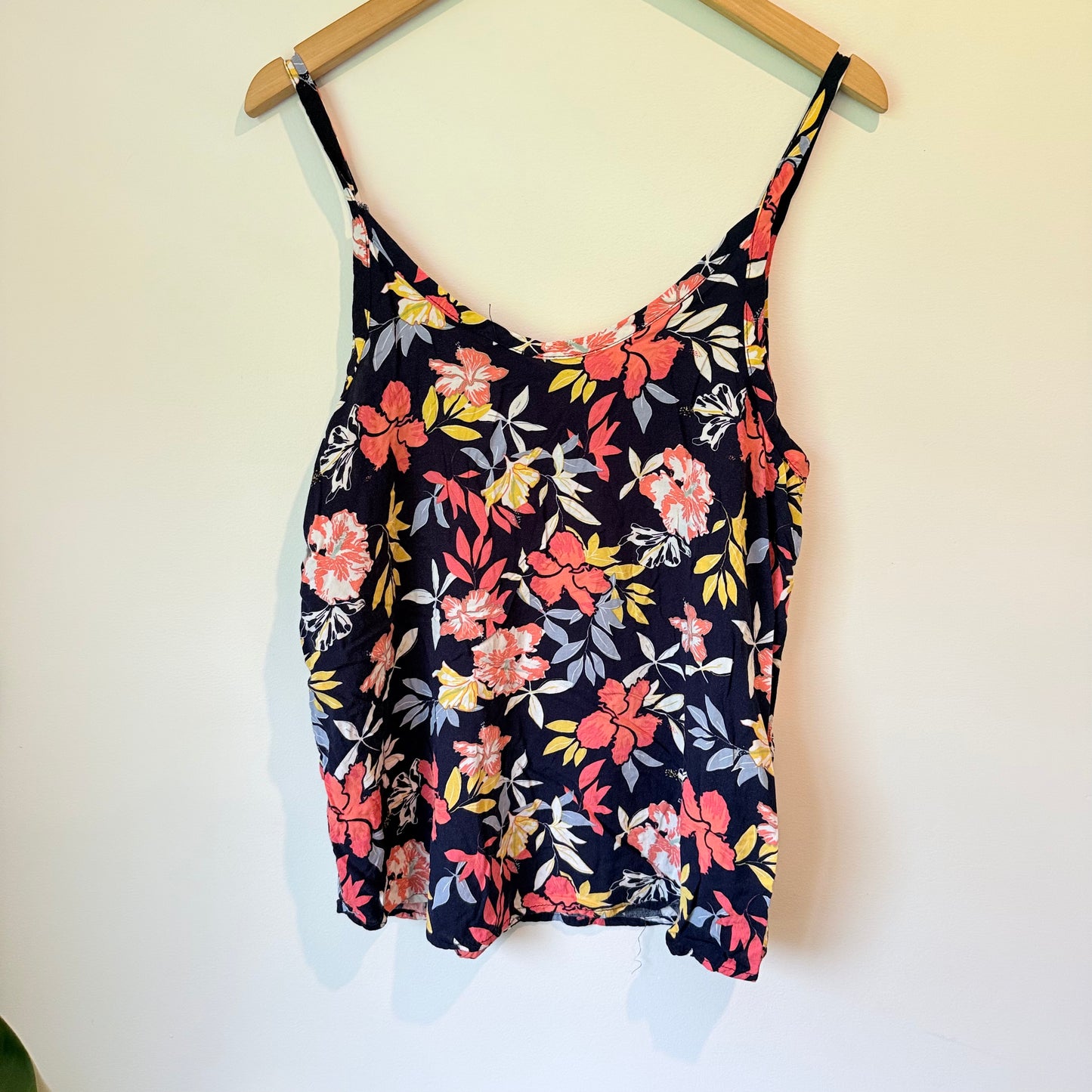 Real Woman Size L Floral Print Sleeveless Top