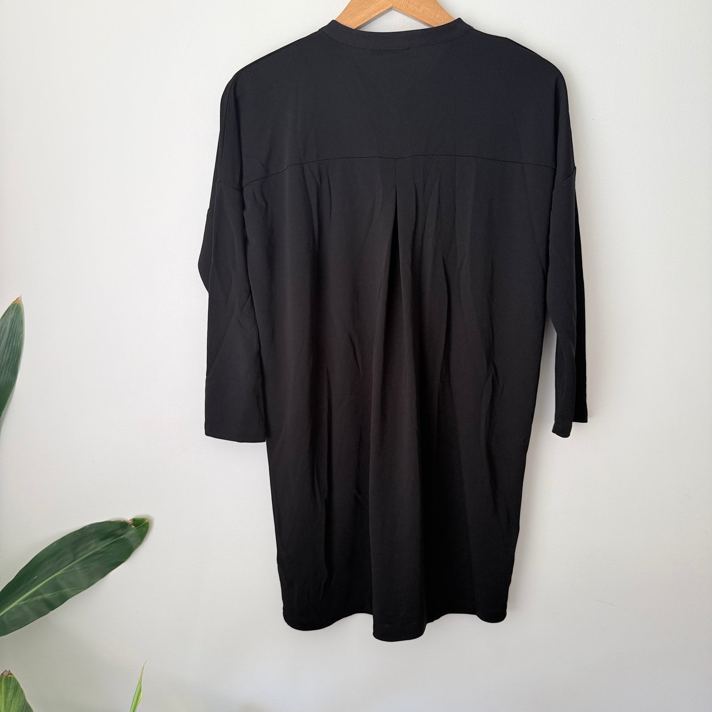 COS Size XS Black Long-Sleeve Oversize Viscose Blend Shirt