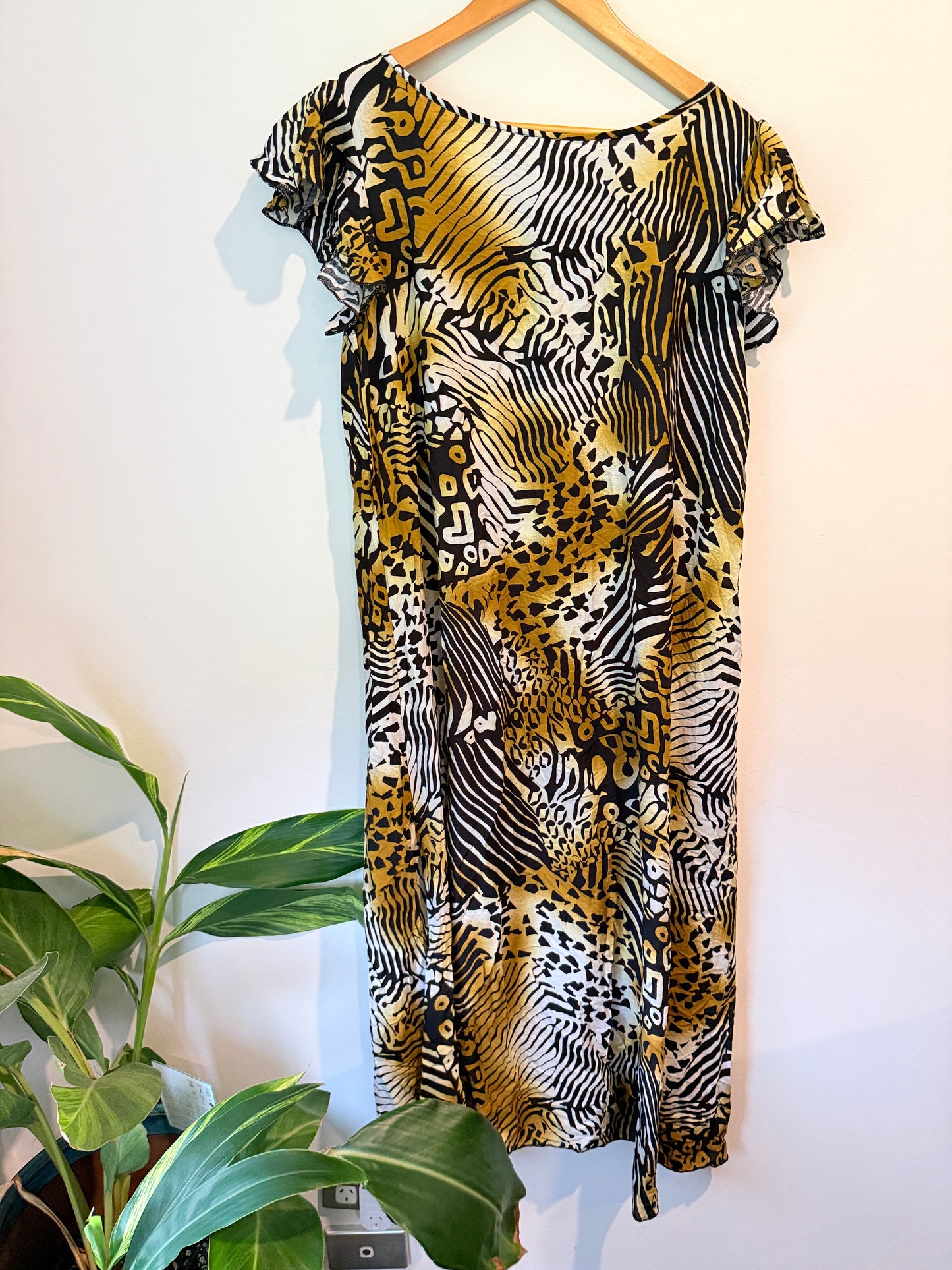 Brand Unknown Size XL Animal Print Dress