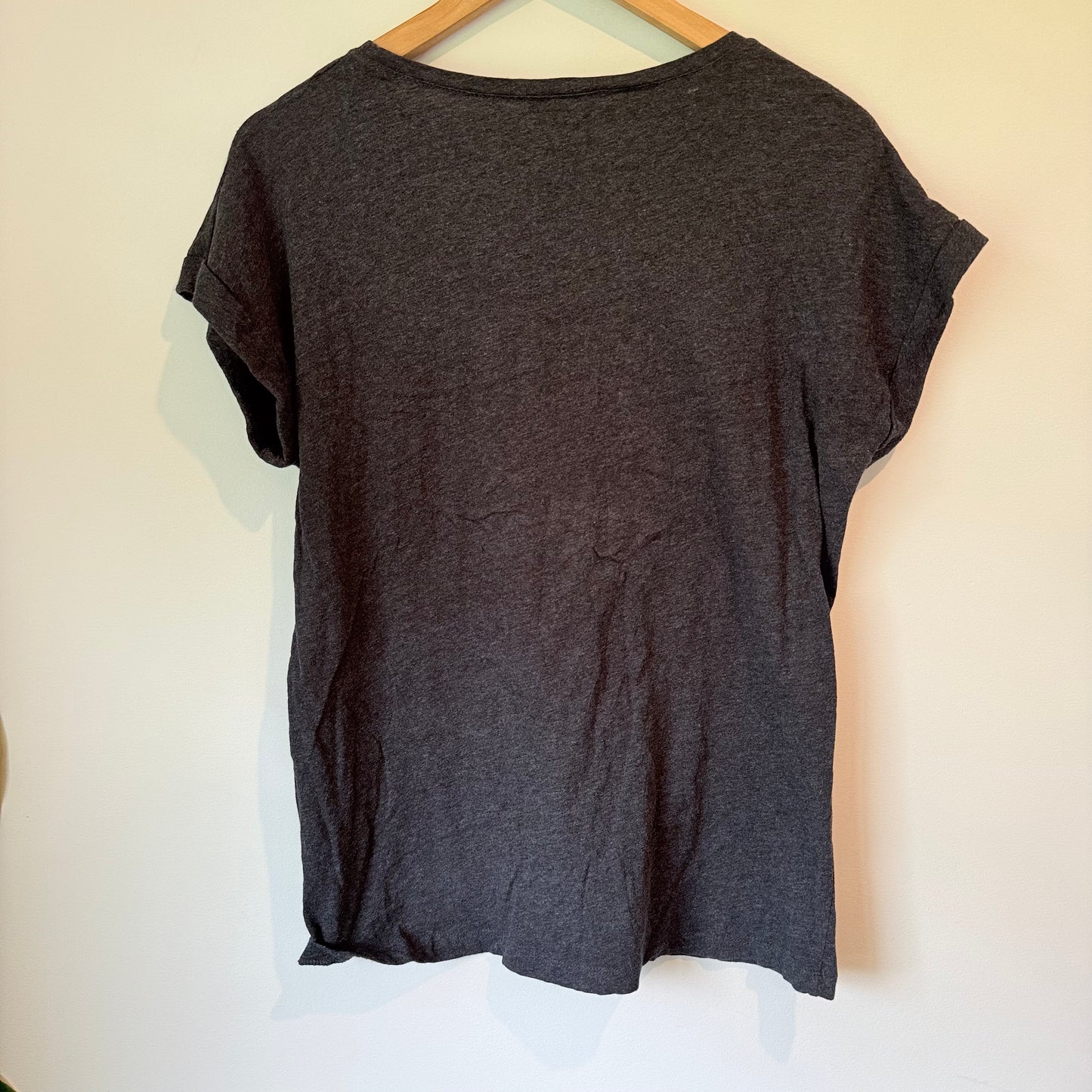 Seed Heritage Size S "Saturday" 100% Cotton Tee