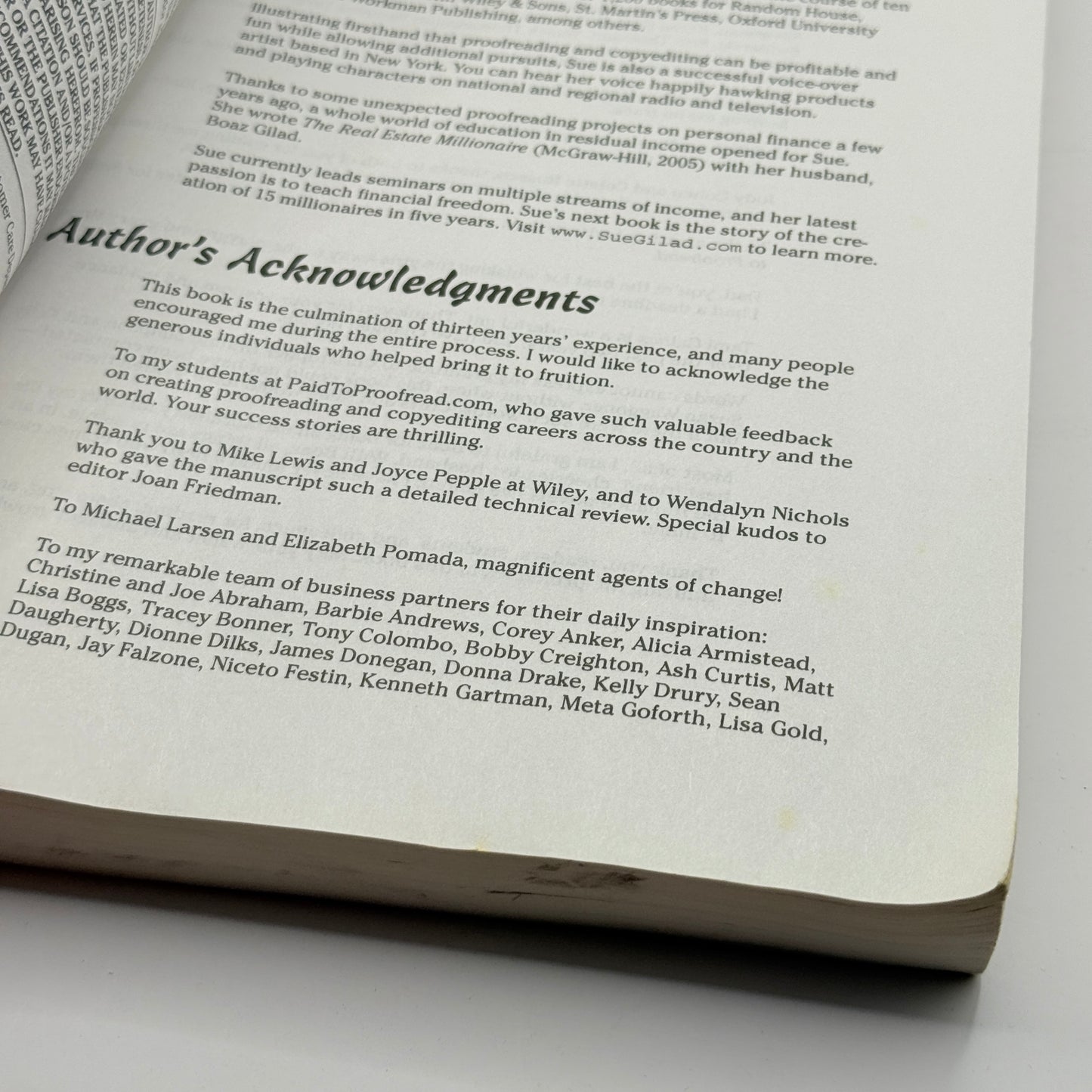 Copyediting & Proofreading For Dummies by Suzanne Gilad