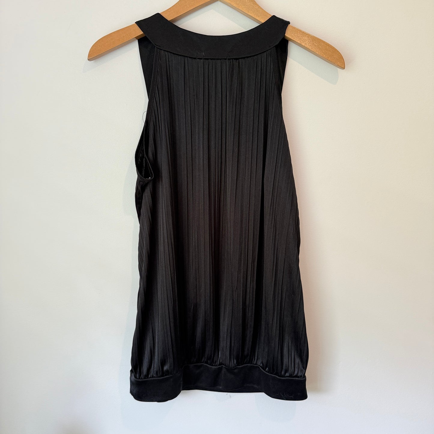 Paper Scissors Size M Black Sleeveless Tunic