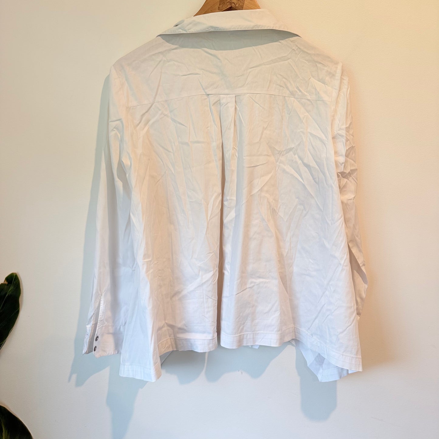 Zara Basic Size S White Shirt