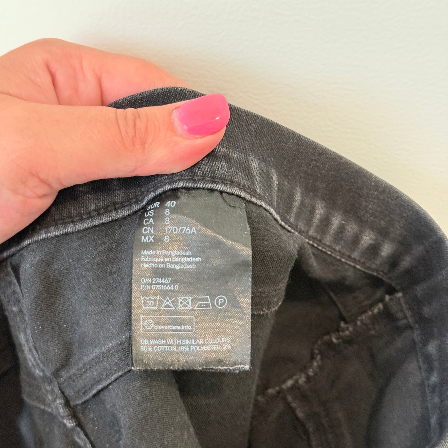 H & M Size 12 Mid-Rise Black Skinny Jeans