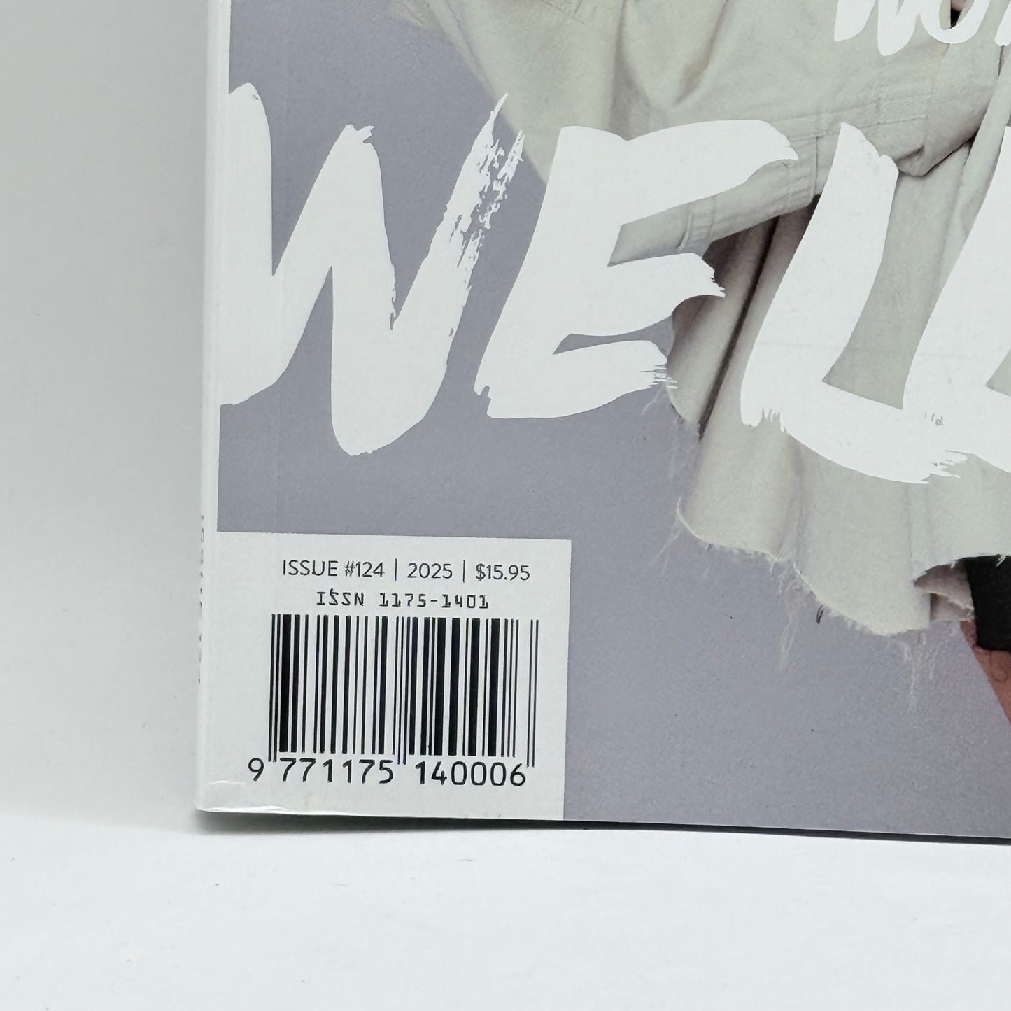 Remix Magazine (Issue #124, Kourtney Kardashian Barker)