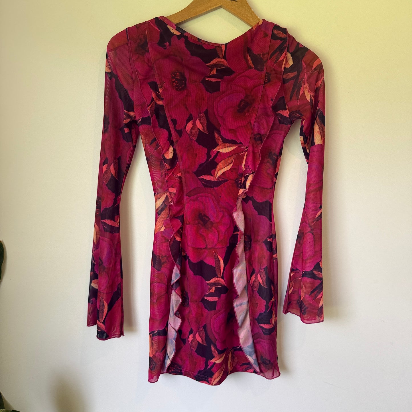 Outcast Exclusives Pink Floral Mesh Ruffle Mini Dress - Size XS