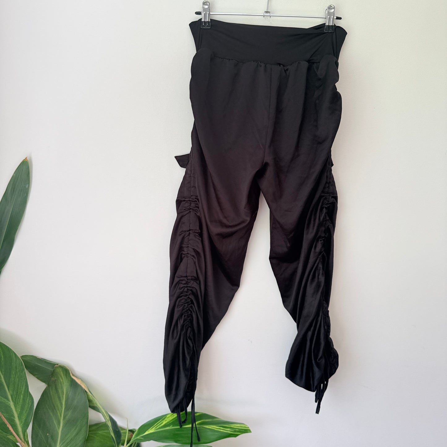 Charlotte Devereux Size 0 Ruched Jogger Pants