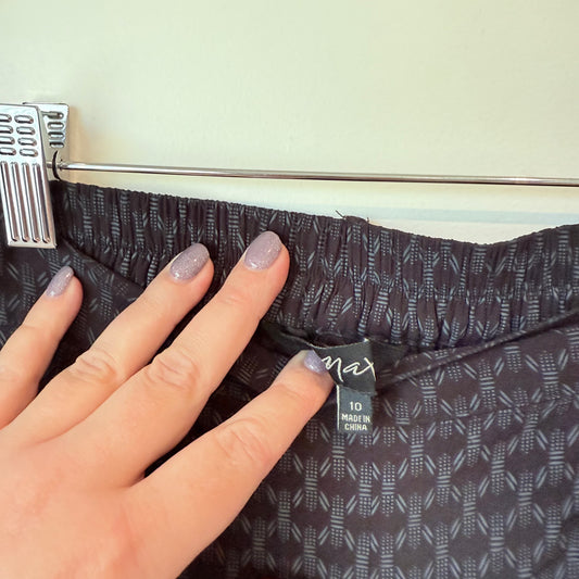 Max Size 10 Black Patterned Elastic Waist Pants