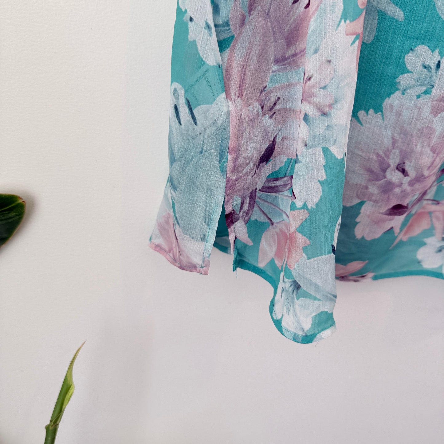 Portmans Size 16 Floral Ruffle-Trim Blouse