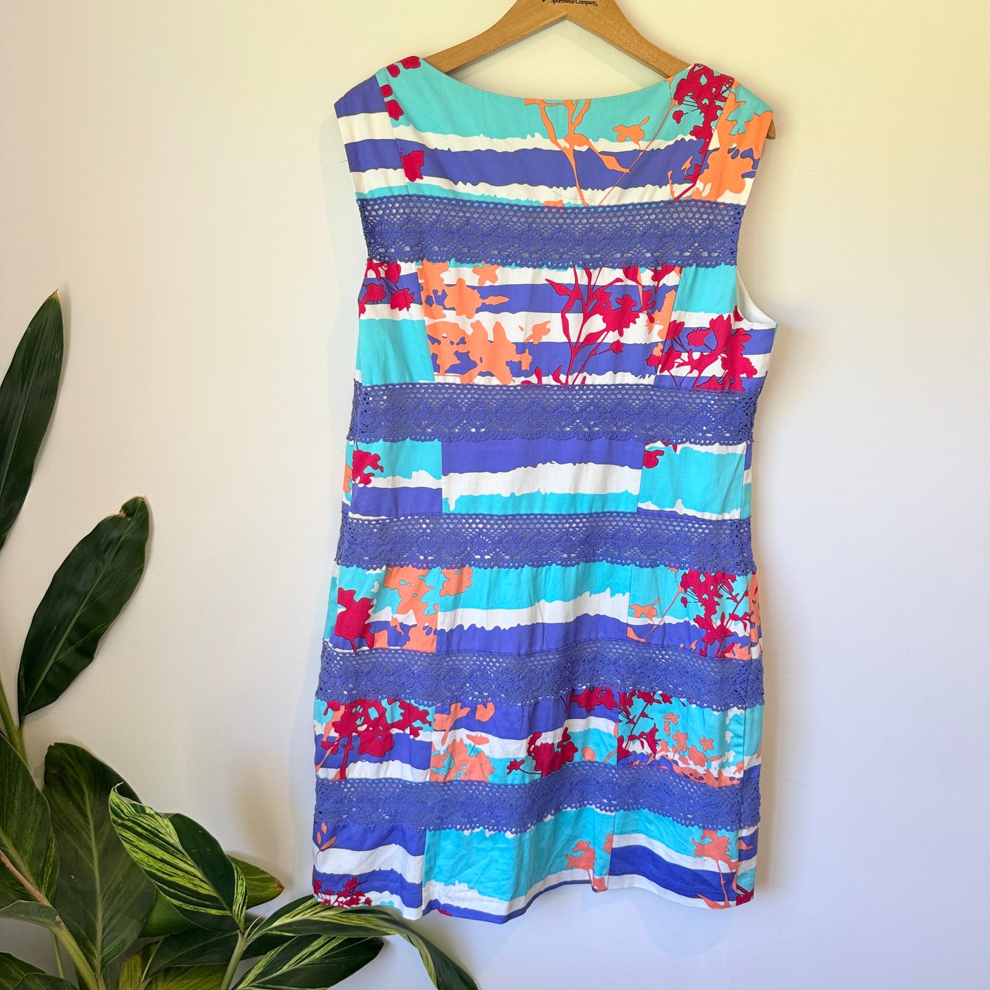 Max Size 16 Sleeveless Dress