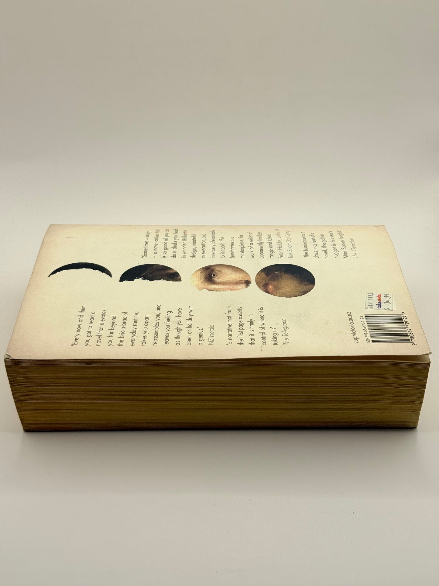 The luminaries by eleanor catton - print books condition: used printed media