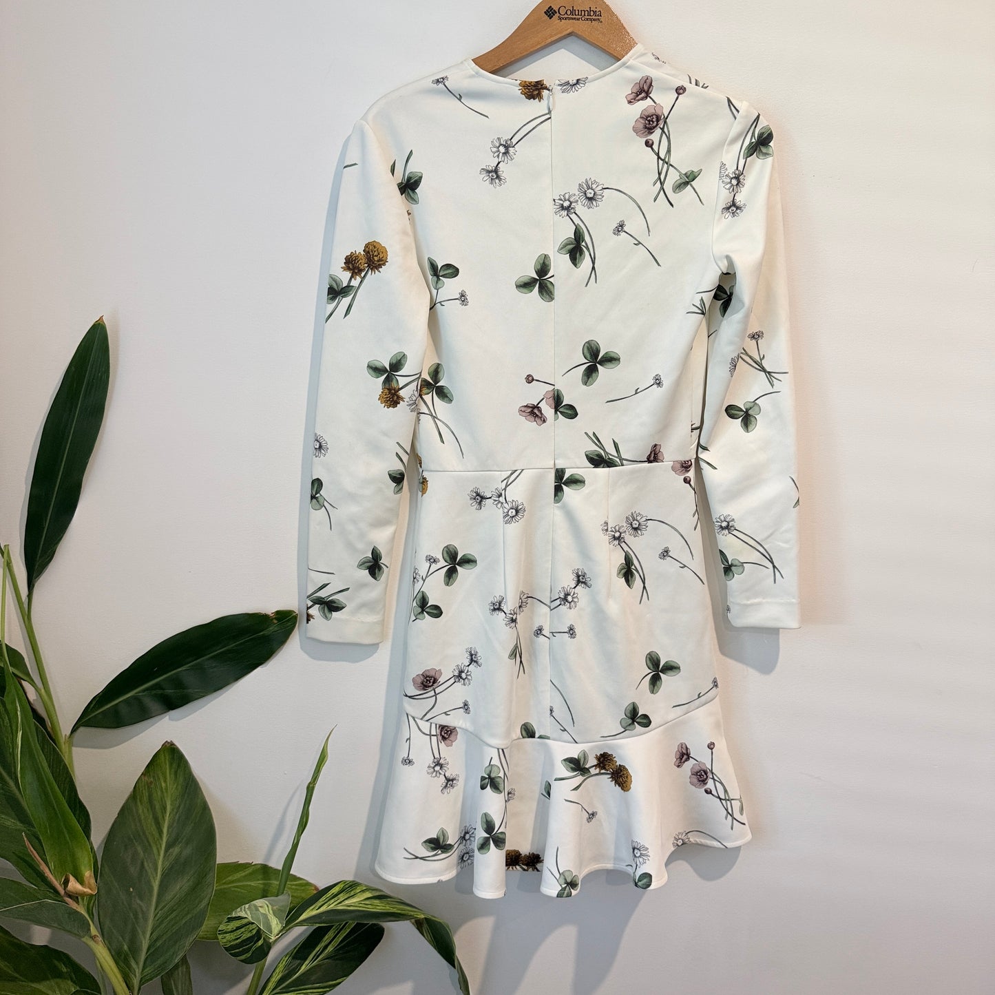 Lover Size 8 Elderflower Scuba Dress