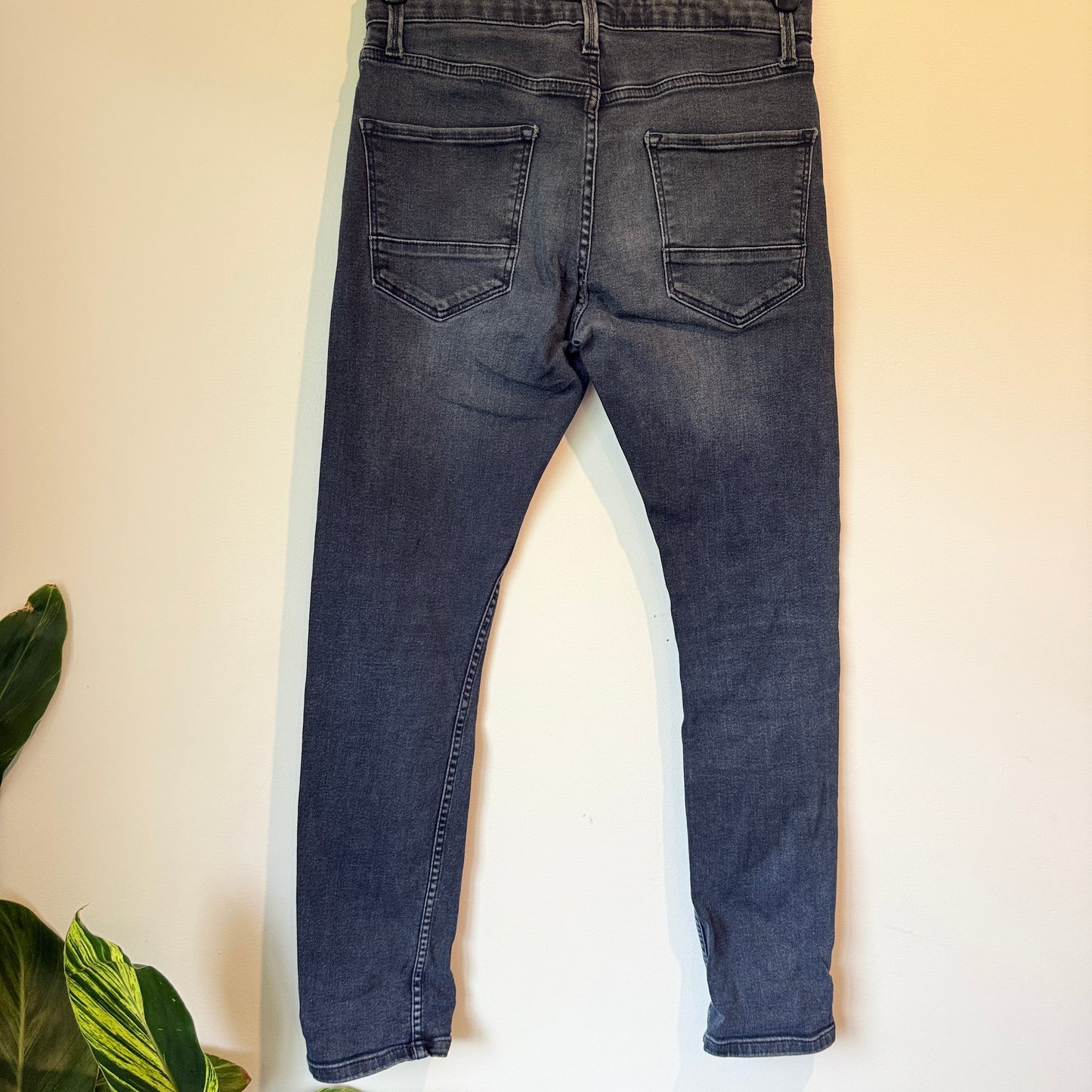 Topman Size 28S Dark Gray Washed Denim Jeans