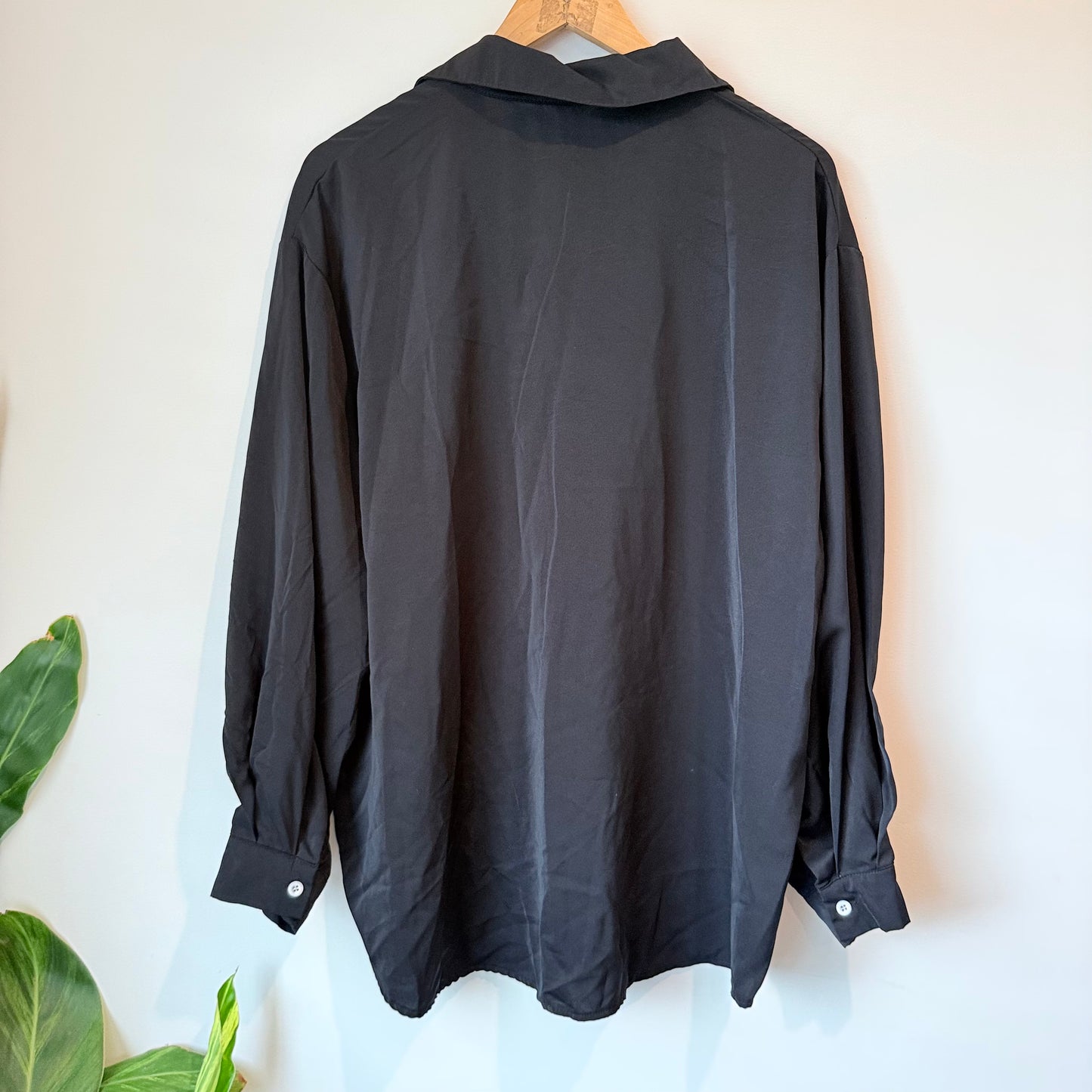 Shein Size L Black Shirt