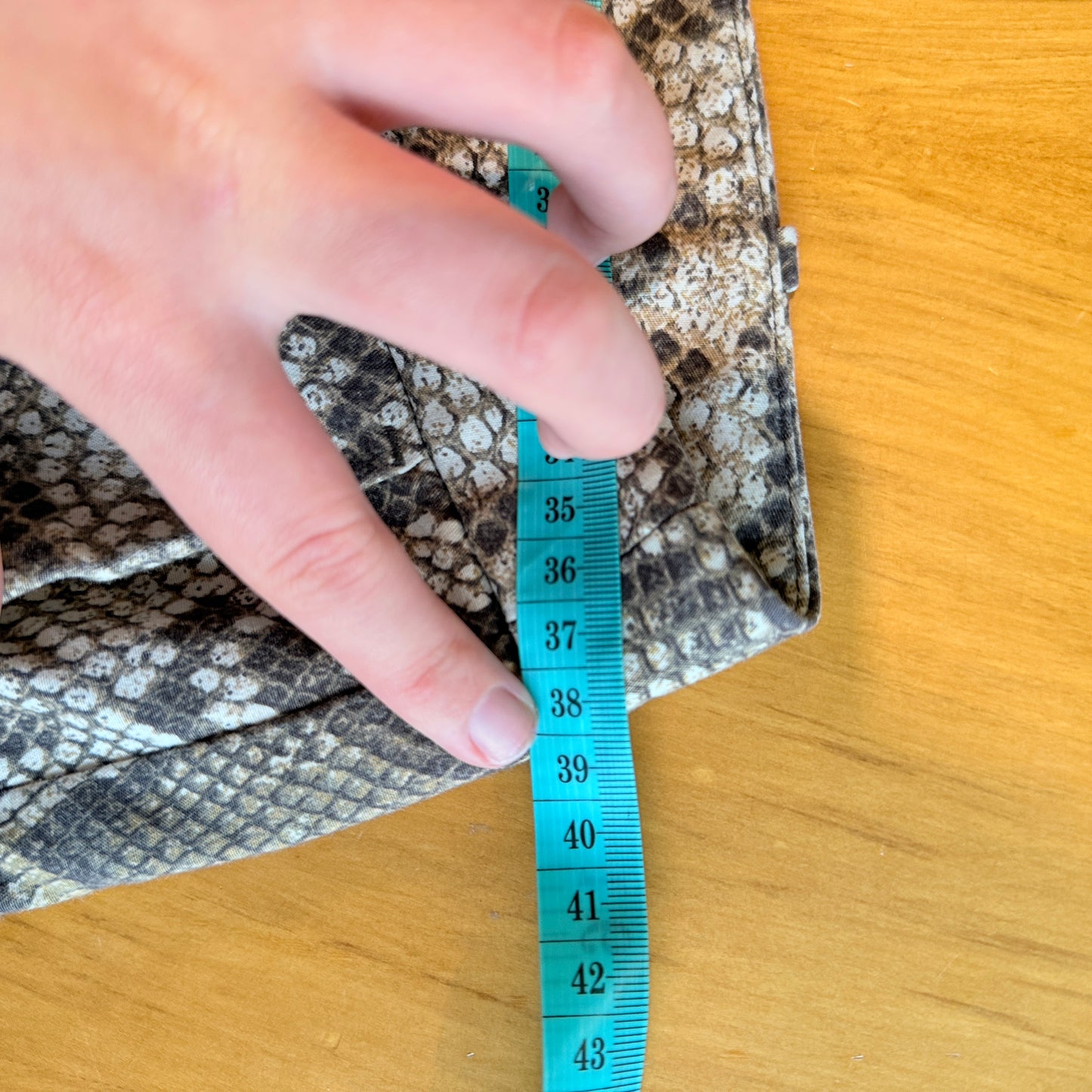 Michael Kors Size 2 (76cm Waist) Snakeskin-Print Pants