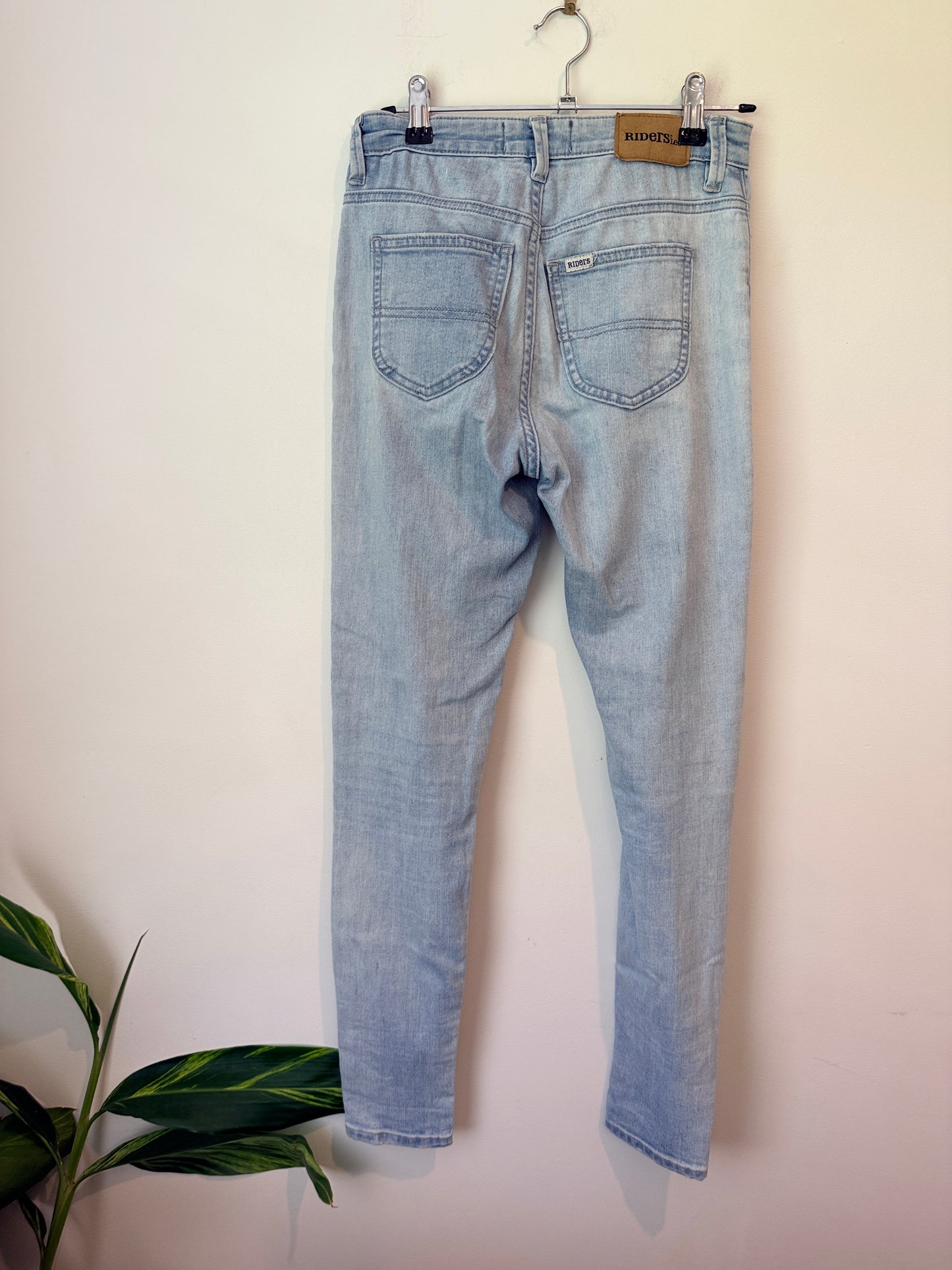 Lee Riders Size 6 Skinny Ankle Jeans