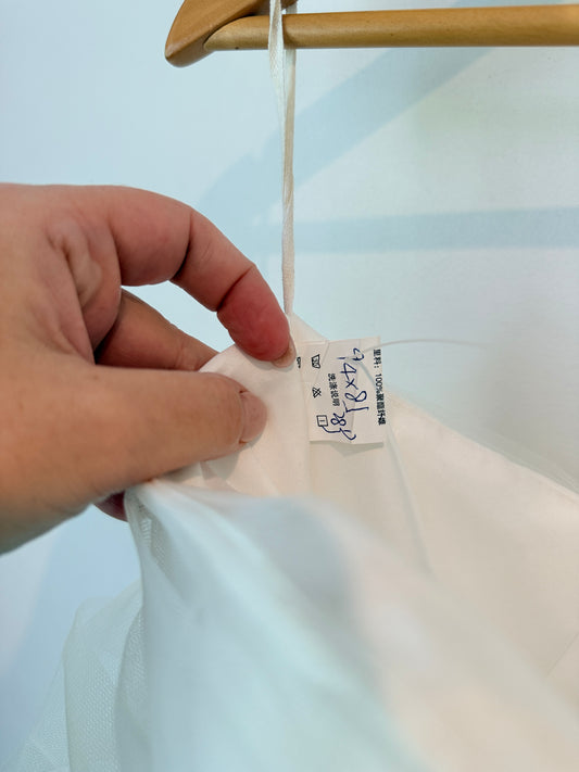 Brand Unknown Size U/Arm to U/Arm 46cm White Formal Gown / Wedding Dress