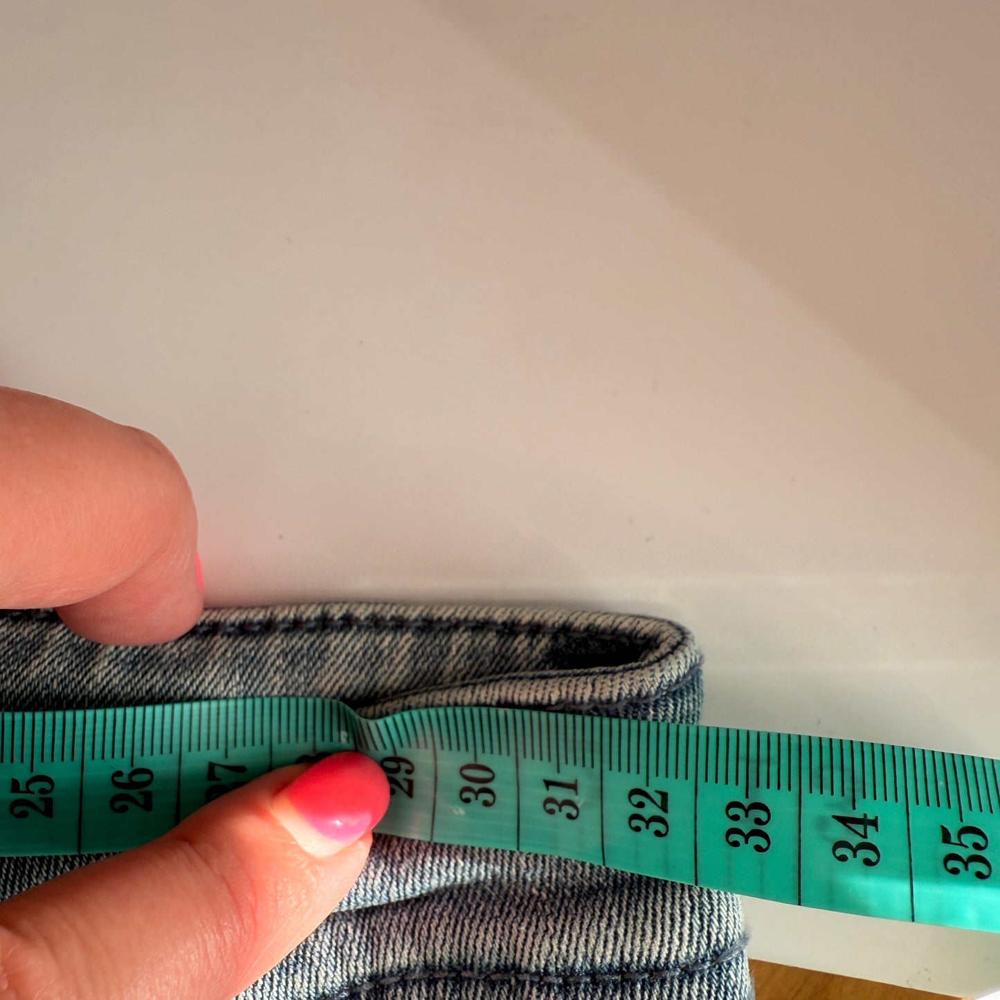 EMODA Jeans - Light Wash Blue Skinny 64cm Waist