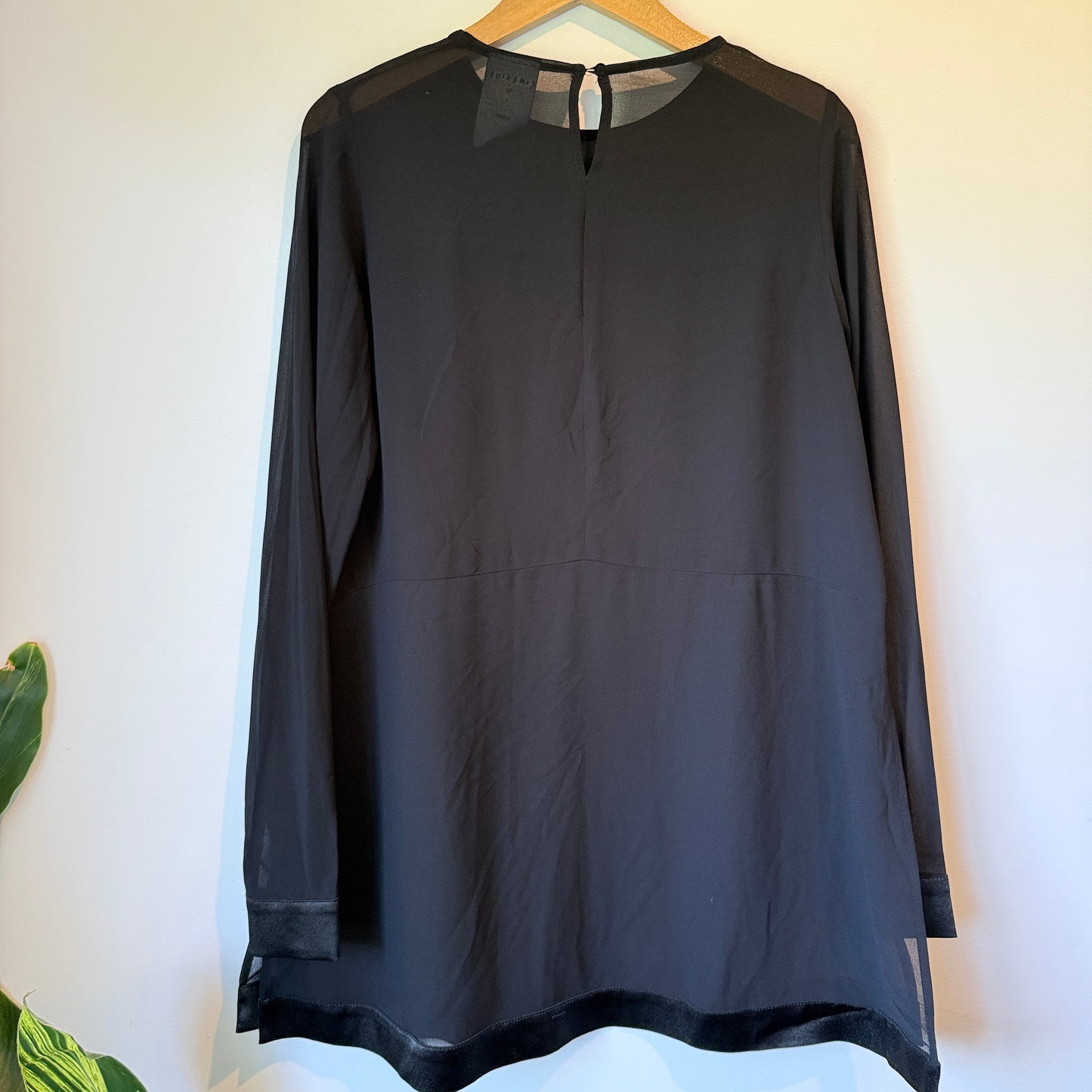 SOMEKIND. Sheer Long Sleeve Top Black - Size 8 *As New*