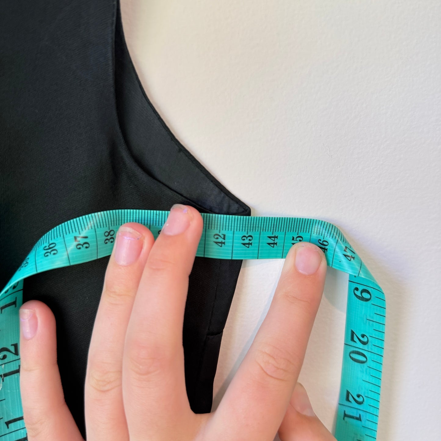 Brand Unknown Size U/Arm 43cm Black Sleeveless Sheath Dress