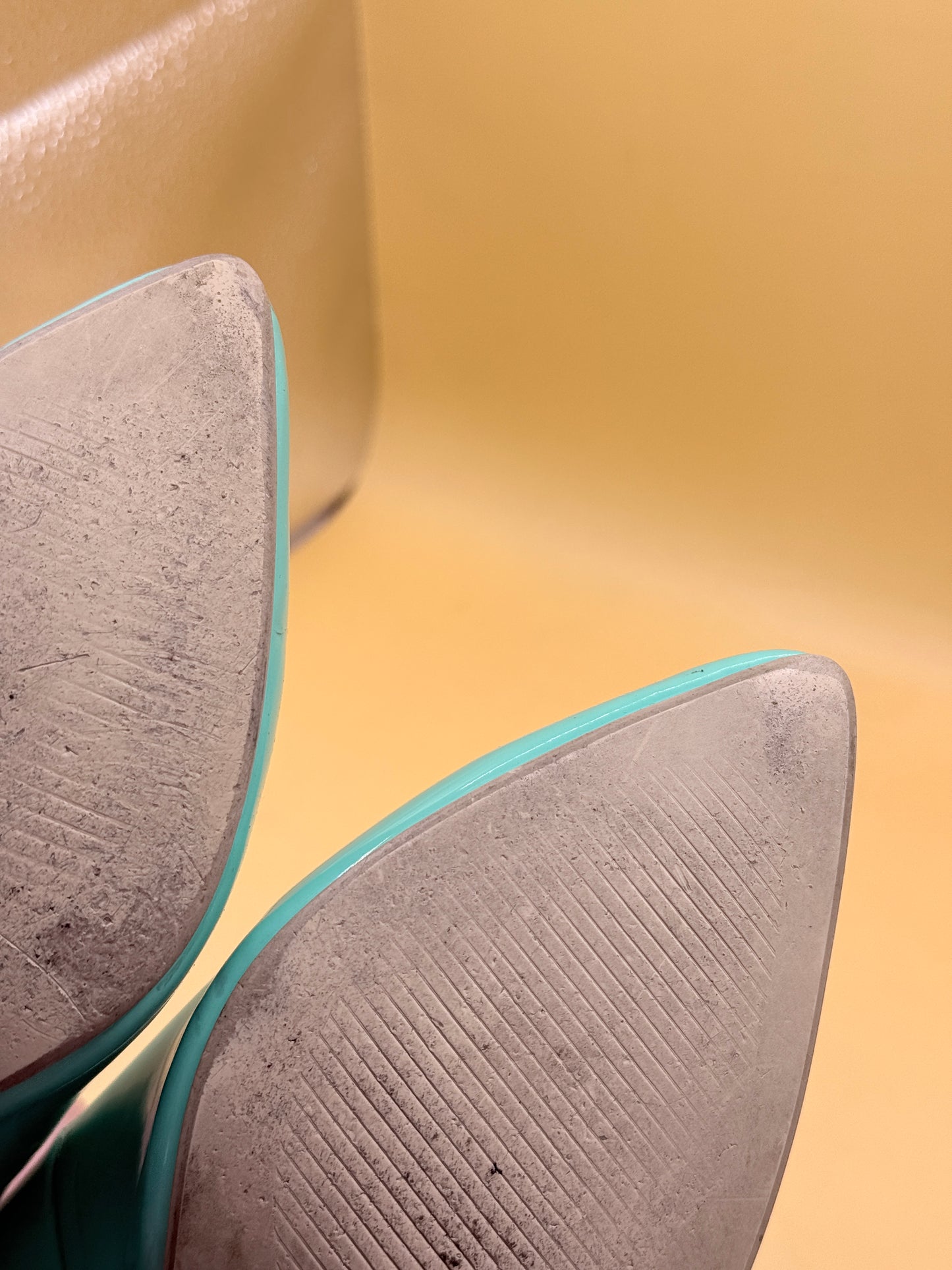 Emerge Patent Pointed Heels Turquoise Size 9