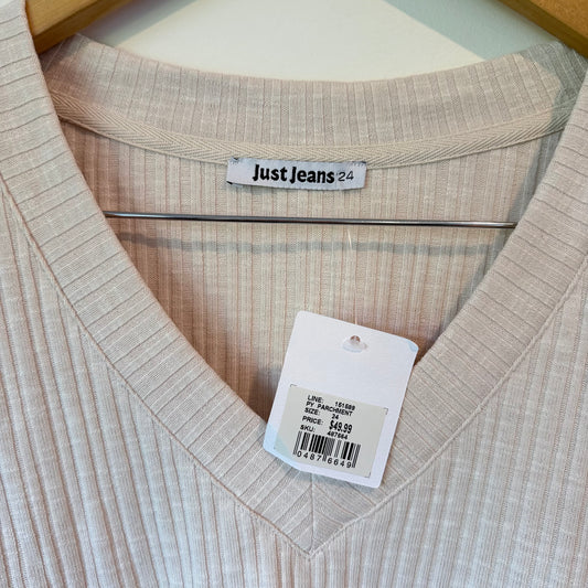 JUST JEANS V-Neck Rib Knit Top Parchment – Size 24