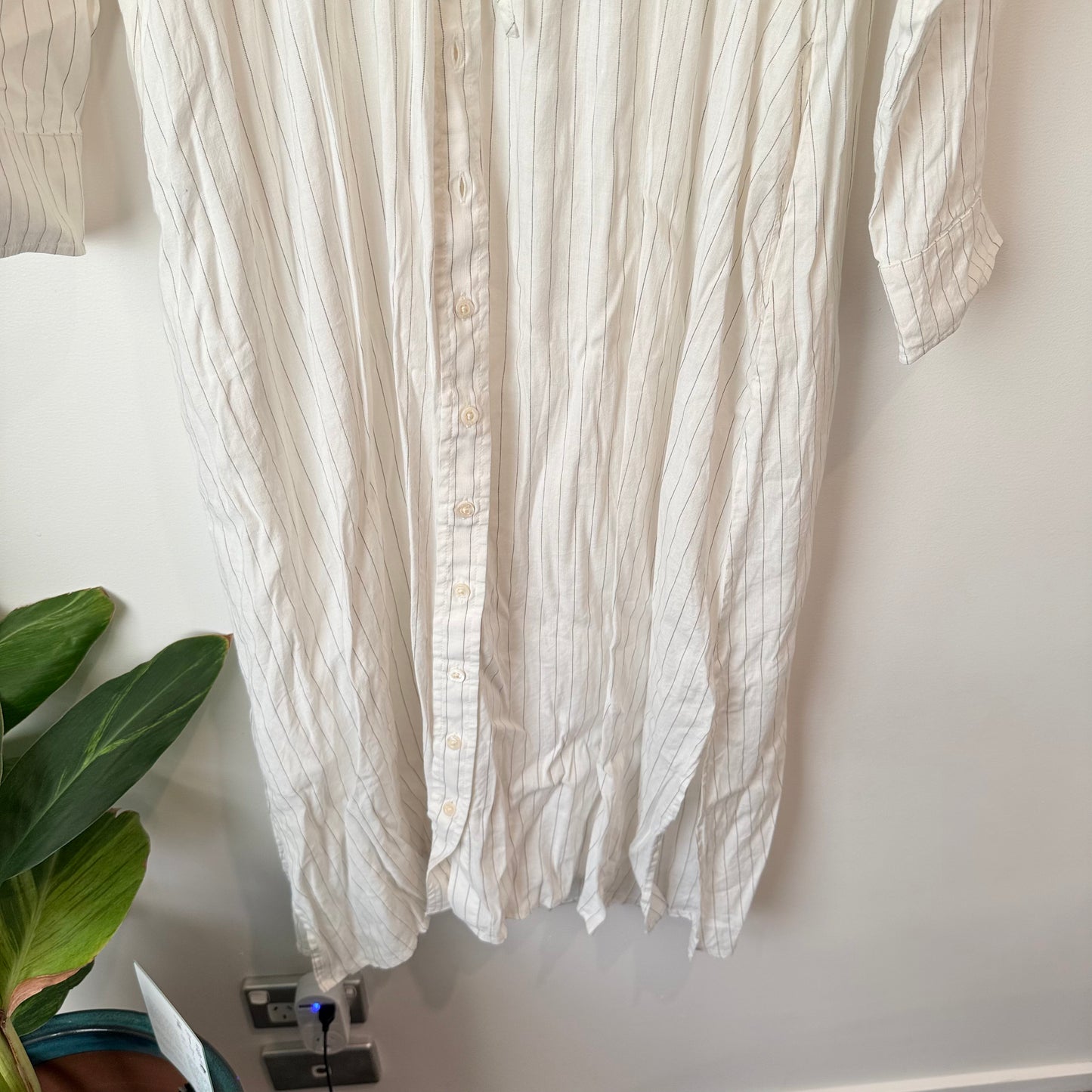Laing (NZ) Size S White Pinstripe Longline Shirt Dress