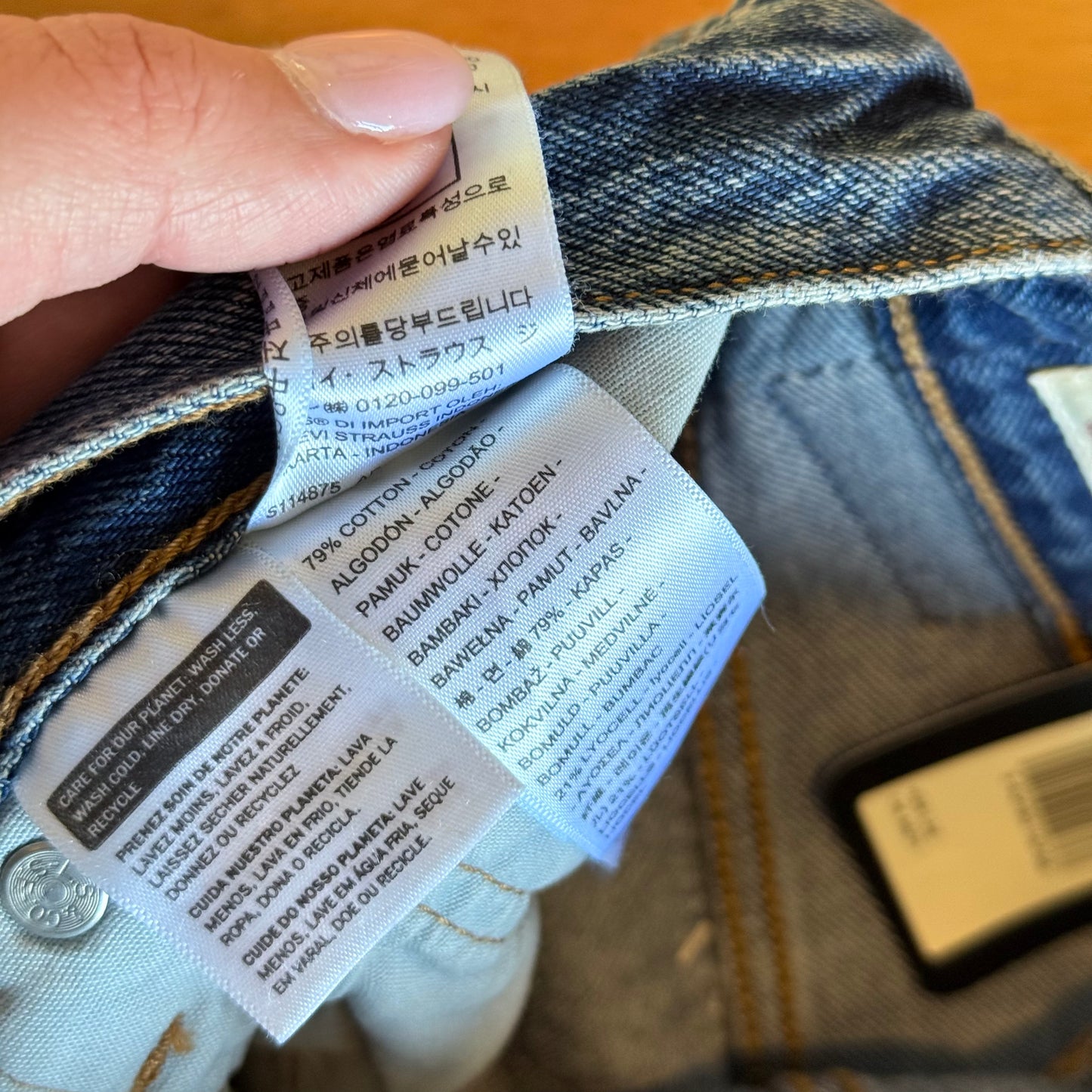 Levi's 501 Cropped Lightweight Denim Jeans W26 x L28