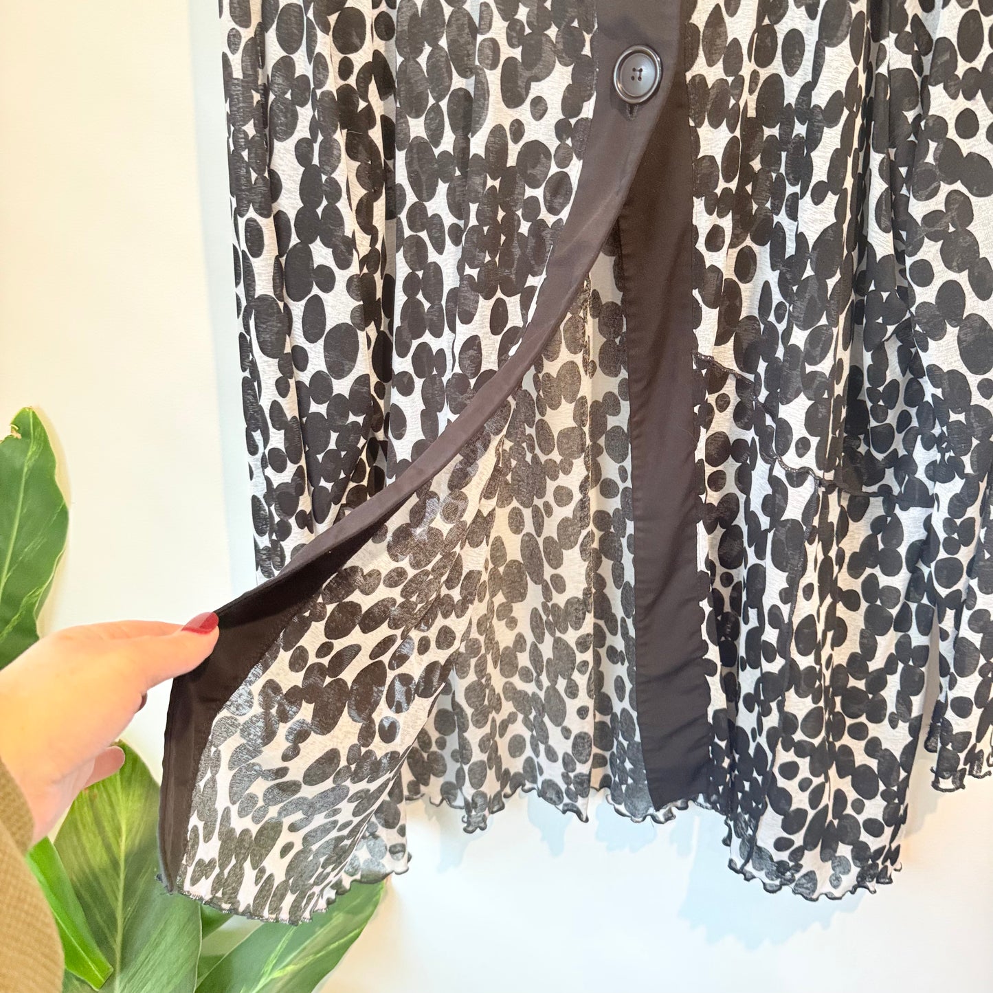 Long Island Black and White Cardigan - 3XL